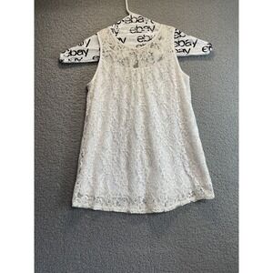 Shannon Ford, New York lace,  sleeveless shirt,‎ size M